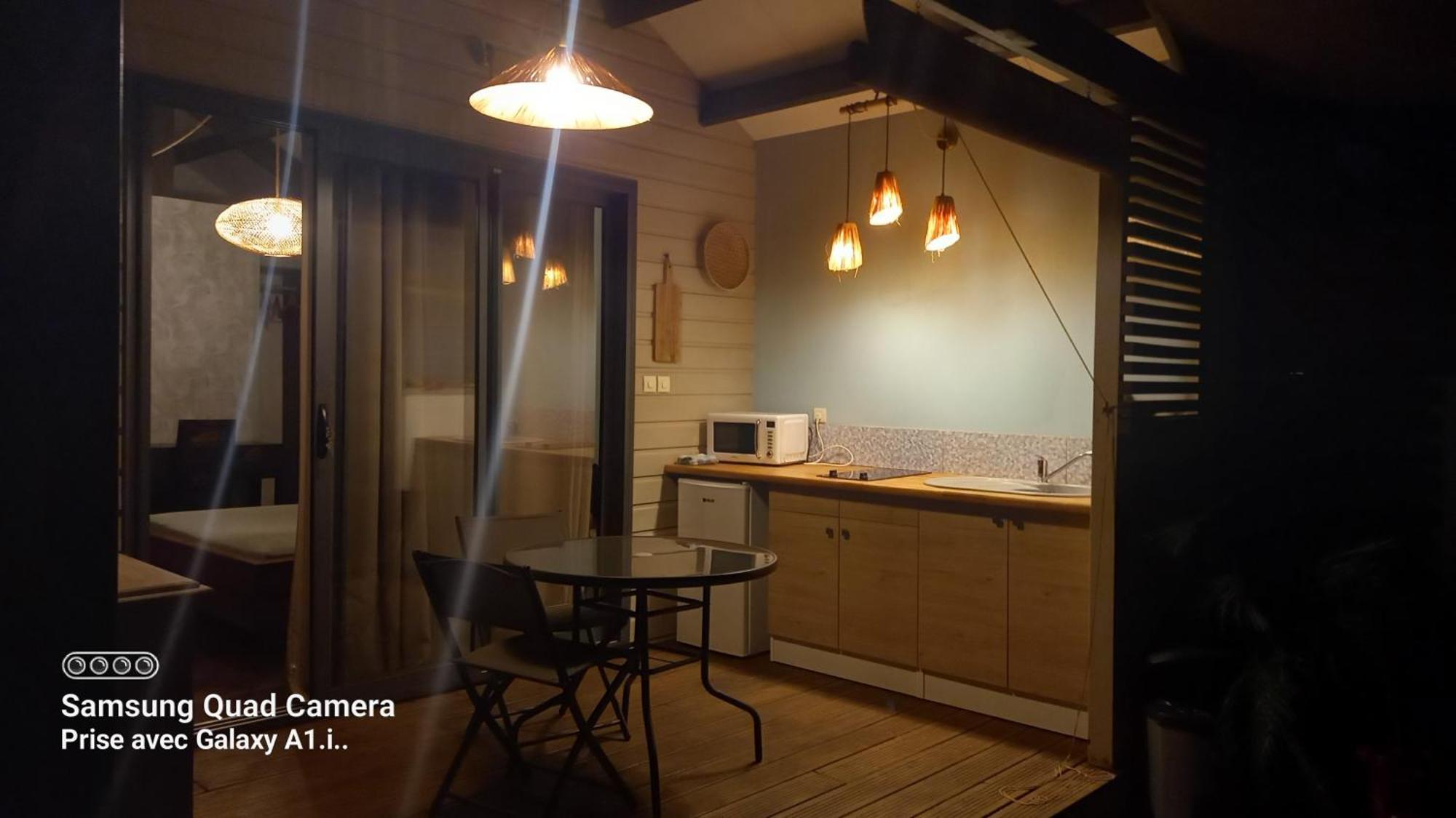 Le Latanier Bleu Apartman La Saline Le Bains Kültér fotó